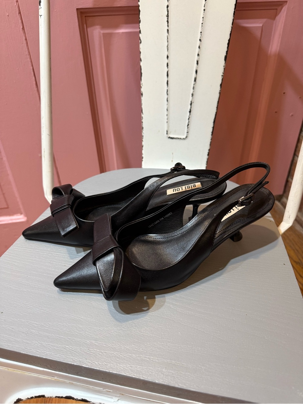 BIBILOU Black Leather Slingback Kitten Heels with Knot Detail size 37 EUC